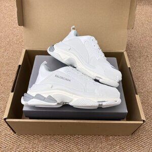 Balenciaga Triple S Sneaker
